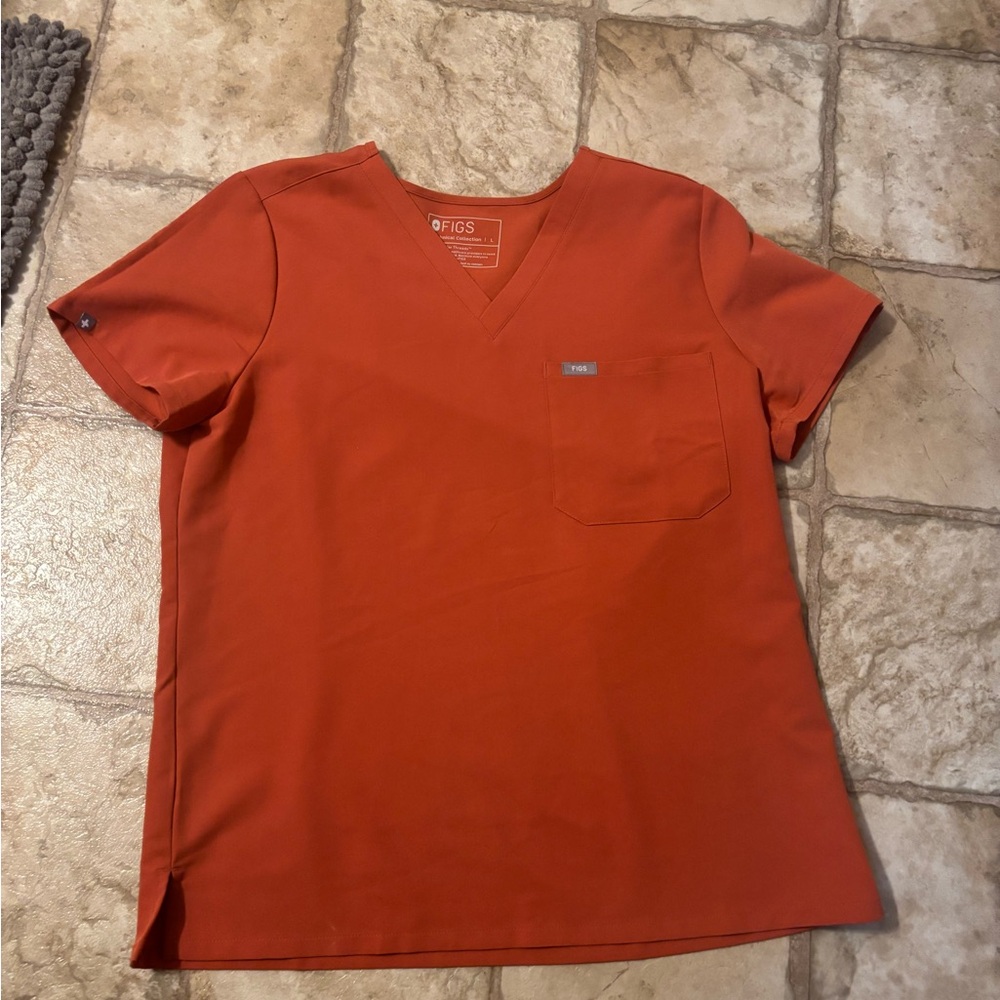 Figs terracotta  V-Neck Scrub Top